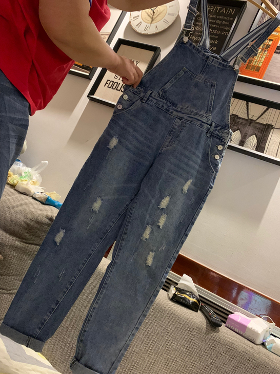 背带牛仔裤，浅蓝色，九成新，尺码XL，现处...