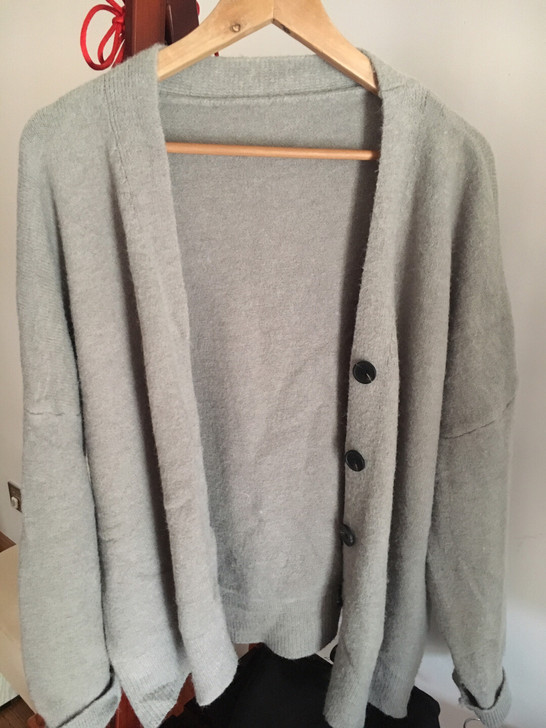 清衣柜宽松版针织开衫外套 毛衣外套