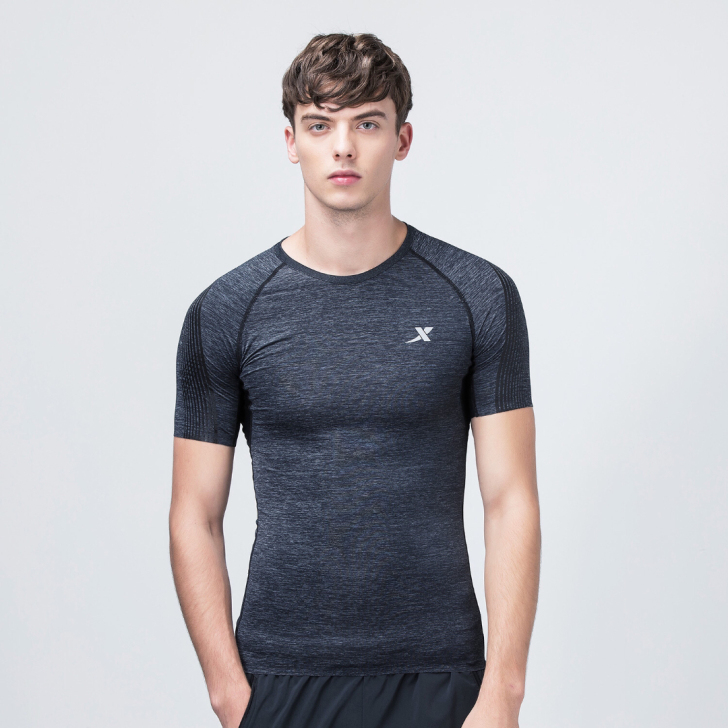 特步春秋季成人男子短袖针织衫短T恤男服98...