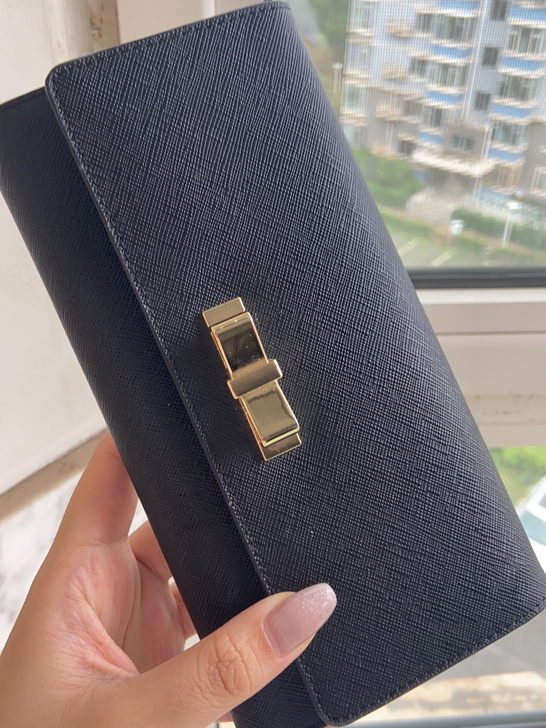 女士钱包 热风hotwind买的 没用过几...