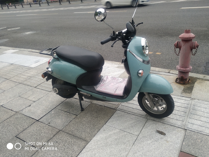 出售极品小龟电动车,车子基本新车,满电跑7...