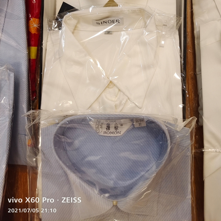 37码全新女士长袖衬衣,相当于165/88...