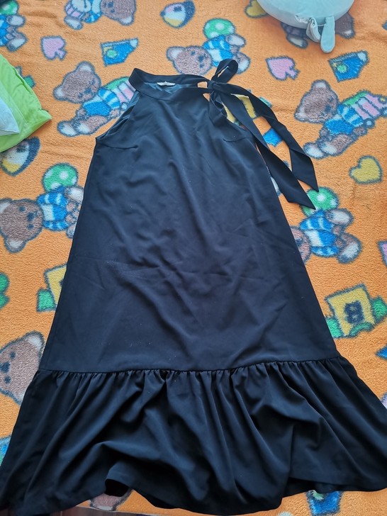 连衣裙女夏款，尺码L，喜欢的速拍