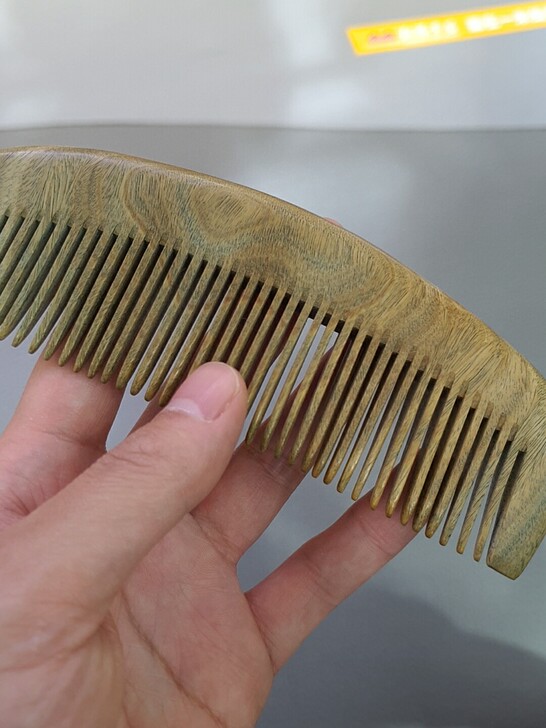 天天见进口绿檀木木梳 天然 梳子 闲置包邮...