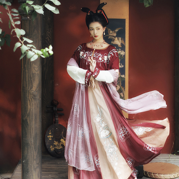 【火拼价】耀春花瑶归原创汉服女坦领三件套半...