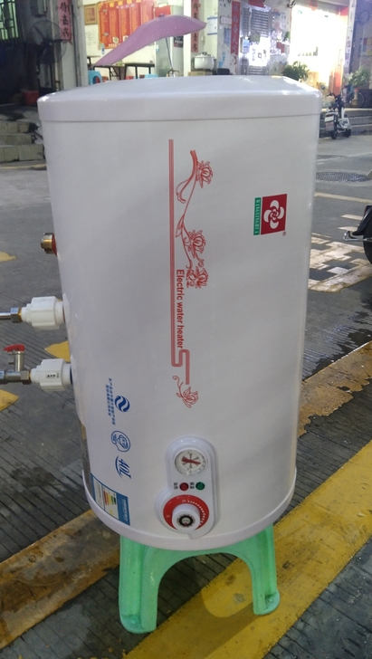 九层新的储水式热水器40升（坂田岗头附近包...