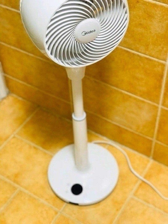 全新！！美的空气循环扇台式电风扇家用落地静...