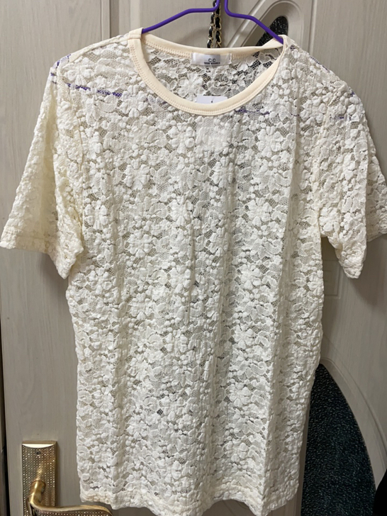 韩国Cc家蕾丝衫