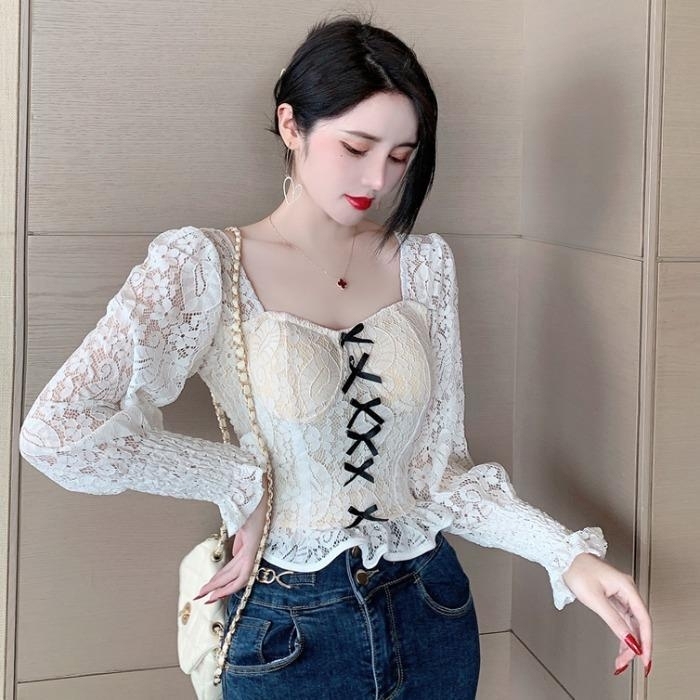 2021年春装新款韩版名媛灯笼袖蕾丝衫系带...