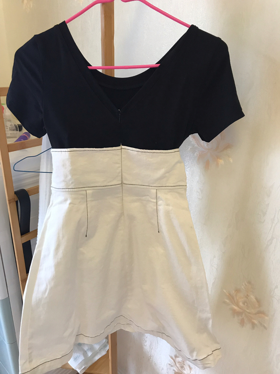 MODA全新连体裙 M码 下半部分白色是牛...