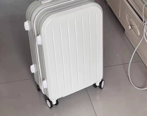行李箱女高颜值22寸小型静音万向轮密码箱2...