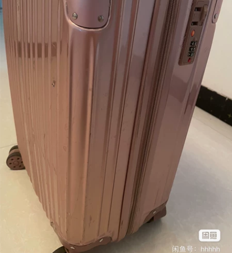 行李箱 20-22寸的 可以短途旅行用 因...