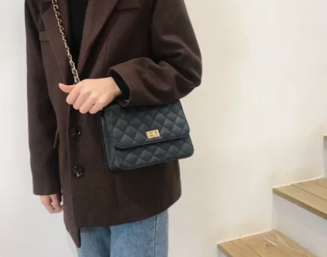 韩国质感chic链条小方包菱格绣线单肩斜挎...