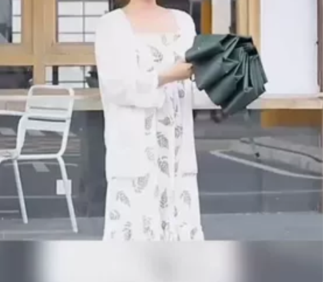 【低价清仓】12骨全自动伞折叠伞男女学生抗...