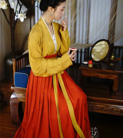 【沉香画舫】【故里】宋制 合领衫 对交穿 ...