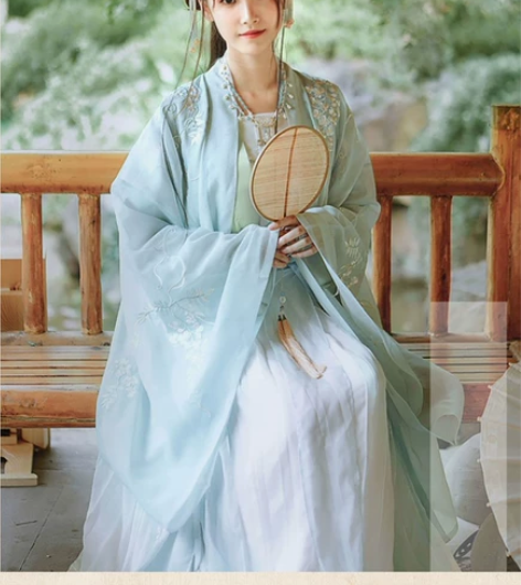 99新汉服。参加活动穿过一次后闲置。上襦吊...