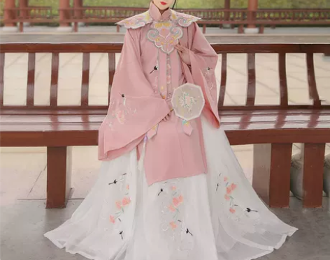 桃鹤吟正品原创汉服女红色明制长衫中国风云肩...