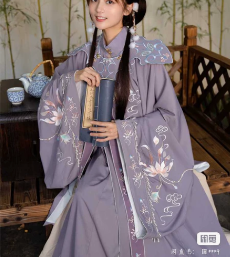 清梳家的，紫色！仅试穿一次！！吊牌在包装袋...