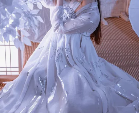 艺缕原创春夏款传统汉服女齐胸襦裙白色日常清...