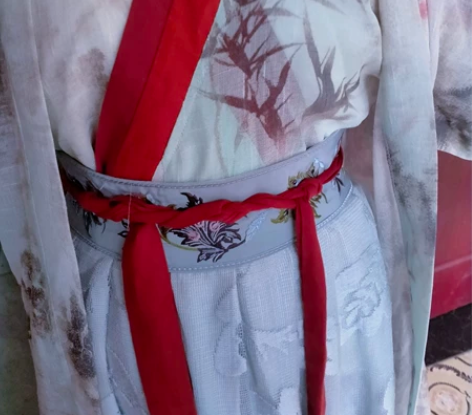 出司南阁家银狐，m码，没有领标，因为早期银...