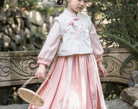 高端女童汉服2022新款秋冬小童改良国风加...