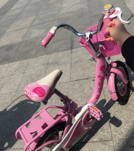 都市贝贝儿童自行车12寸 感兴趣的话点“我...