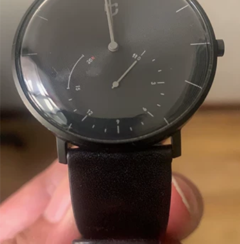 小米米家石英手表，可以跟手机上的米家App...