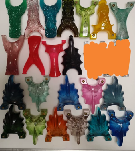 大熊聚碳弹弓，几乎全新，图一4元1把，7个...