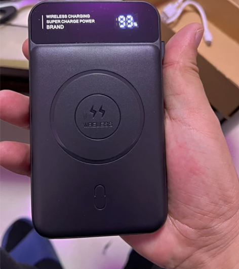 20000毫安磁吸充电宝10w快充，赠送磁...