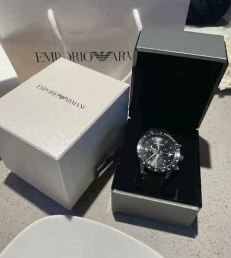 品牌专供	EMPORIO ARMANI阿玛...