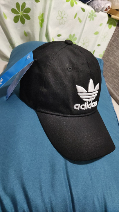 阿迪达斯adidas帽子，全新