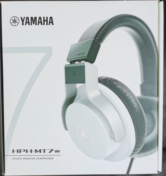 雅马哈耳机HPH-MT7W，正品白色全新。