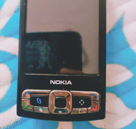 诺基亚n95  欧版无拆无修电池鼓包扔了不...