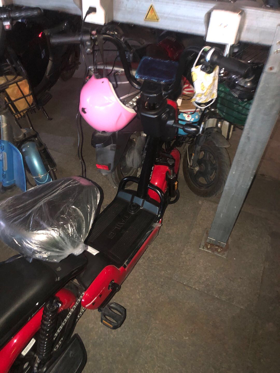 出售自用9成新台铃电动车铅酸电池48v，用...
