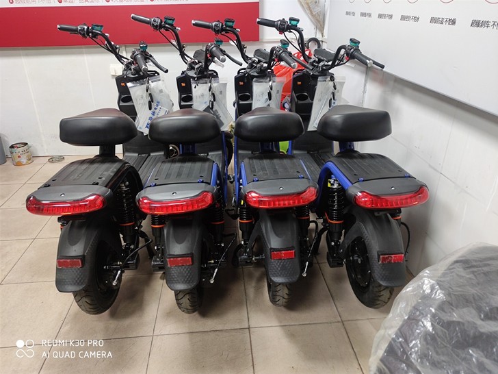 战马外卖车。800瓦32A电机。智能电脑版...