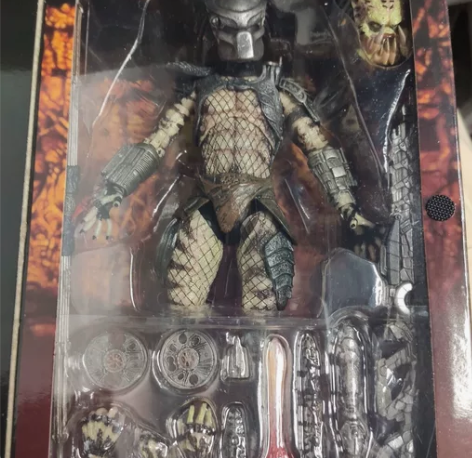 NECA 正版带标，铁血战士球探 手办 城...