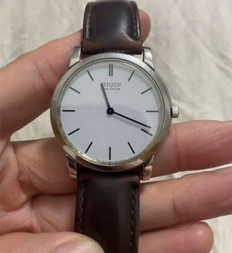 西铁城超薄光动能AR1111 表盘含把36...