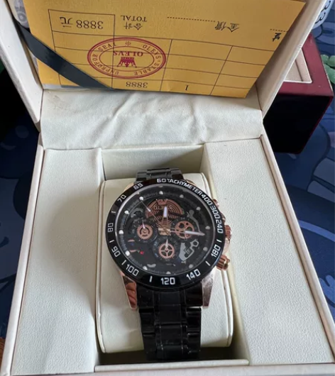 欧利时手表 买回来没带过 低价出 感兴趣的...