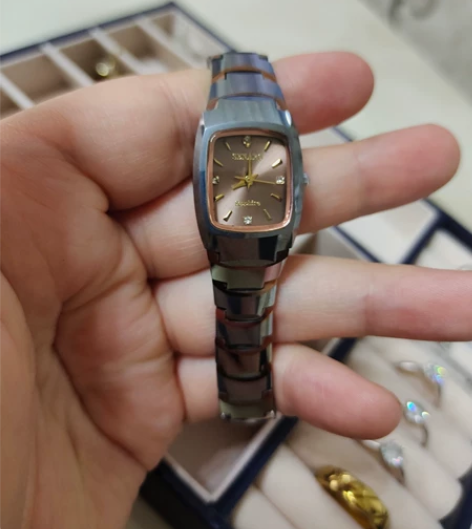 圣雅诺钨钢手表女 蝴蝶扣双色表带 表链全可...
