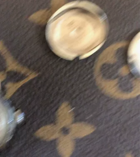 进口瑞士 两针 机械女表 不认识什么牌子 ...