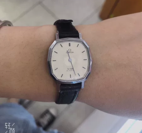欧米加石英女表，1365电调机芯老欧迷家石...