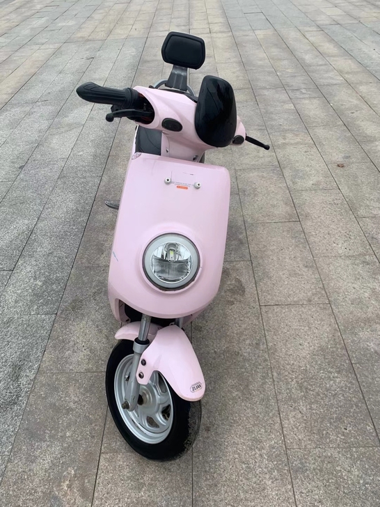 小苹果电动车 二手电动车新日电动车