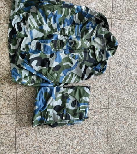 训练迷彩服，号码齐全 感兴趣的话点“我想要...