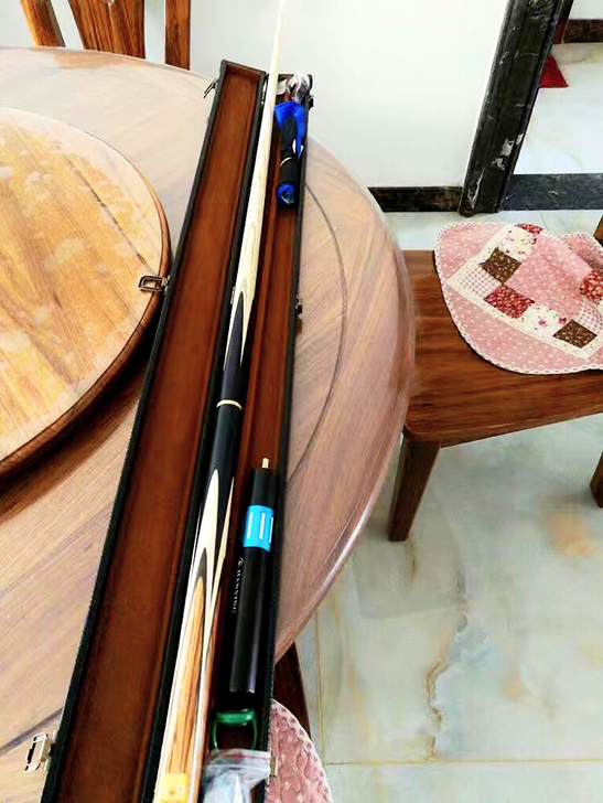 还有12套建英比赛台球杆冠军杆分体桌球杆