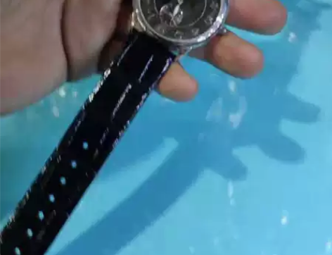 蓝宝石镜面手表 二针半手表 全新正品雅威琦...