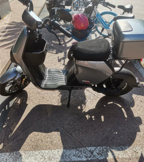 小牛电动 G2顶配版，新国标，不讲价，讲价...