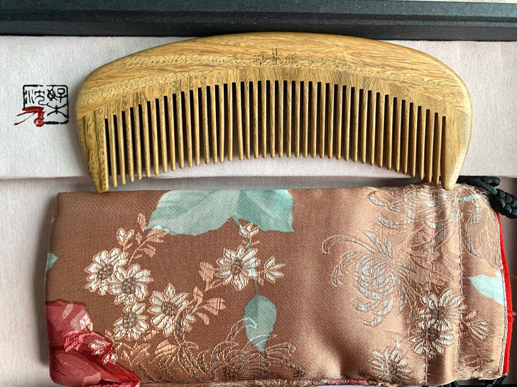 谭木匠全新玉檀木梳