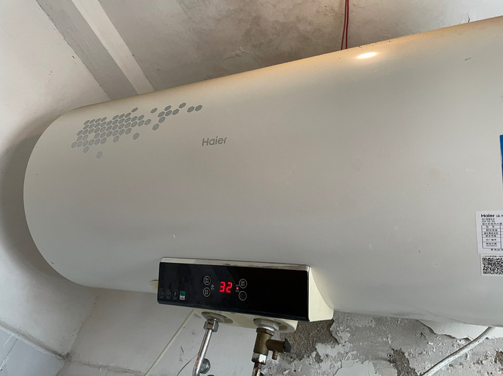 海尔热水器80升，EC8002-D，原价1...