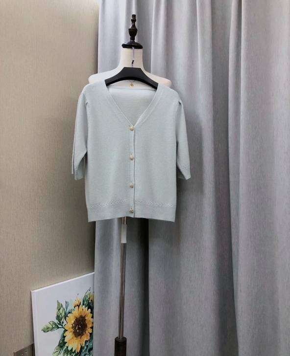 5分袖初秋款羊毛羊绒衫