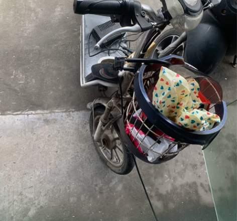 换新车转让一台小电驴车架220，加新电池5...